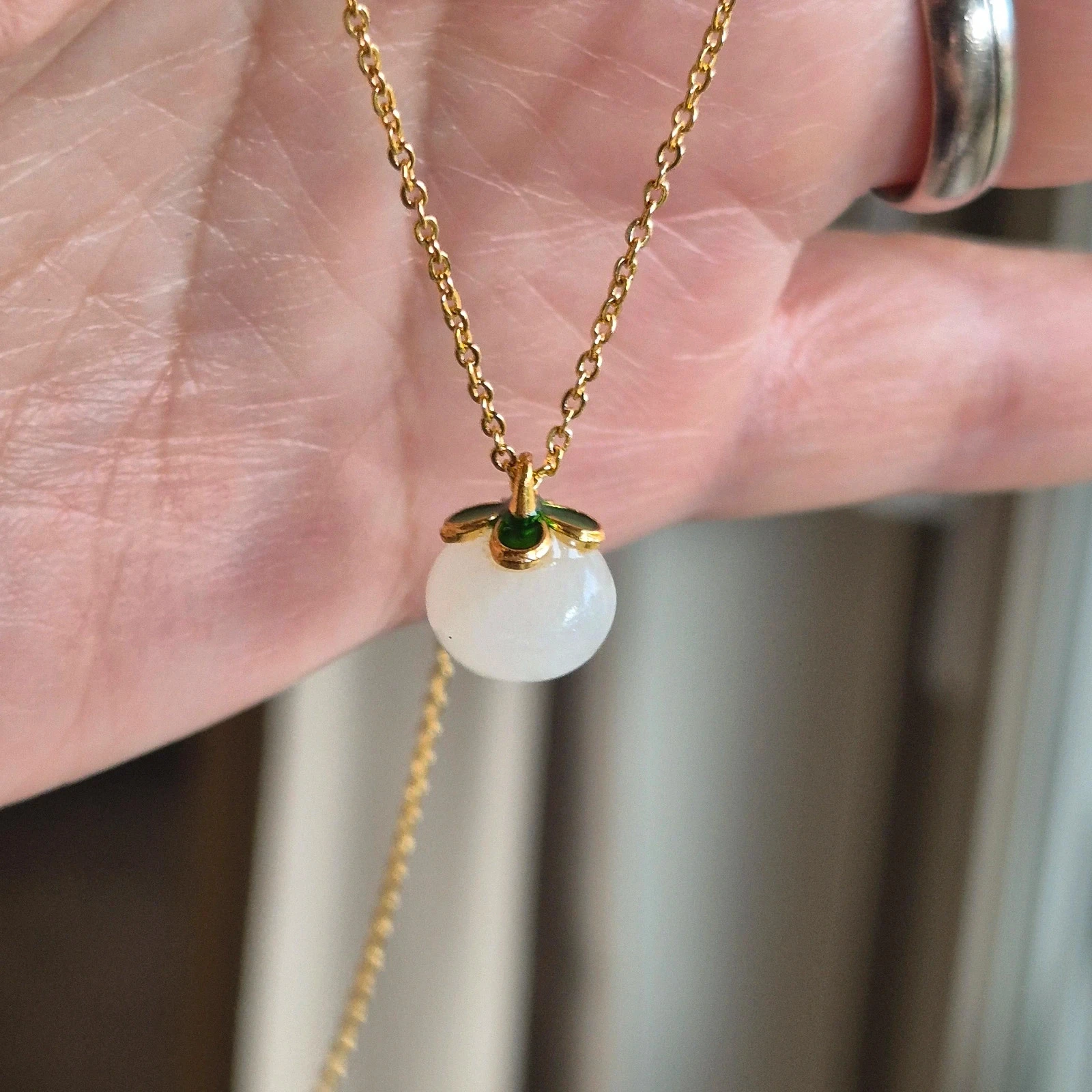 Natural untreated Nephrite pendant with necklace – photo 5